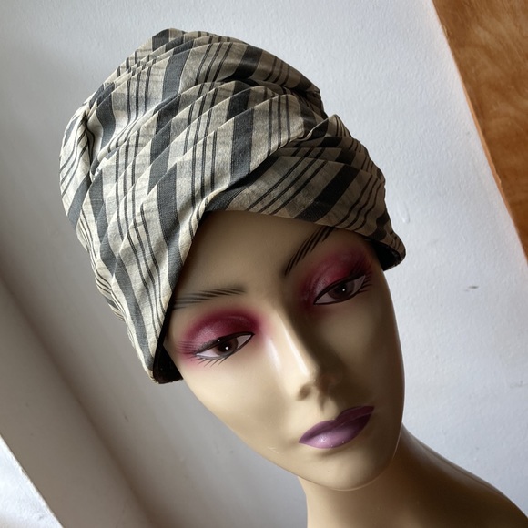 Vintage Evelyn Varon turban style striped plaid hat - Picture 5 of 16